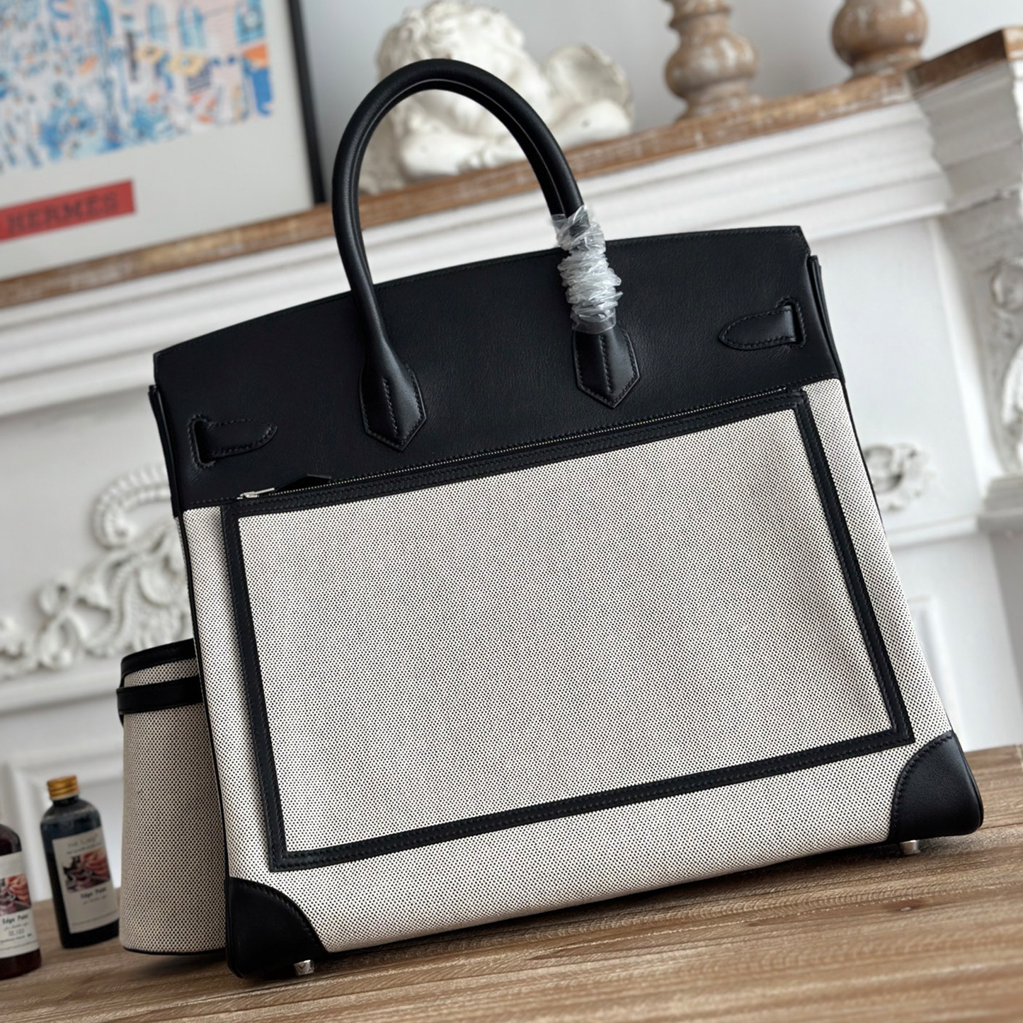 Two-Tone Ecru Woven Fabric Large Travel Tote With Black Smooth Trim, Multi Compartment Front Pockets And Detachable Side Cup Holders